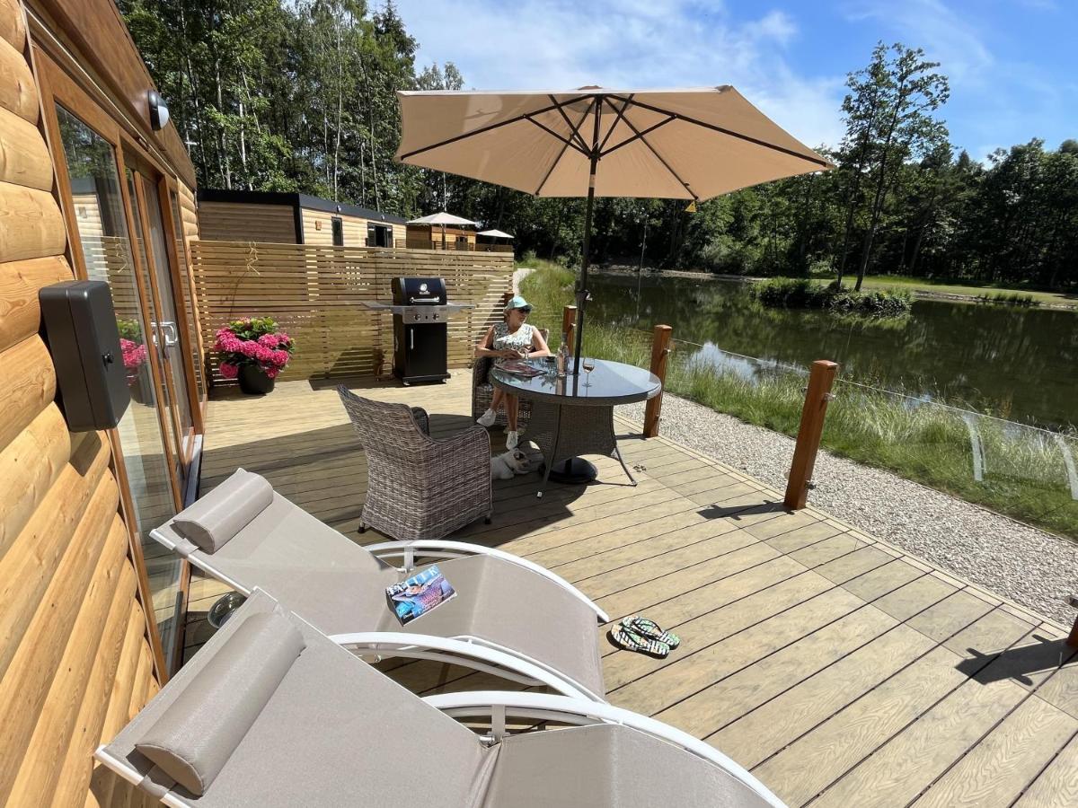 Cedar Boutique Lodge-Dog Fishing And Spa Access York Exteriör bild