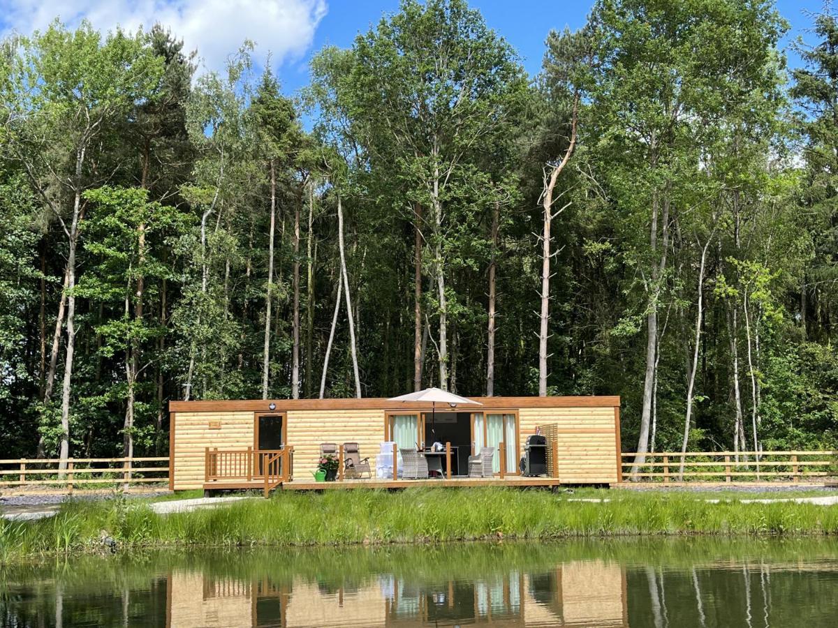 Cedar Boutique Lodge-Dog Fishing And Spa Access York Exteriör bild